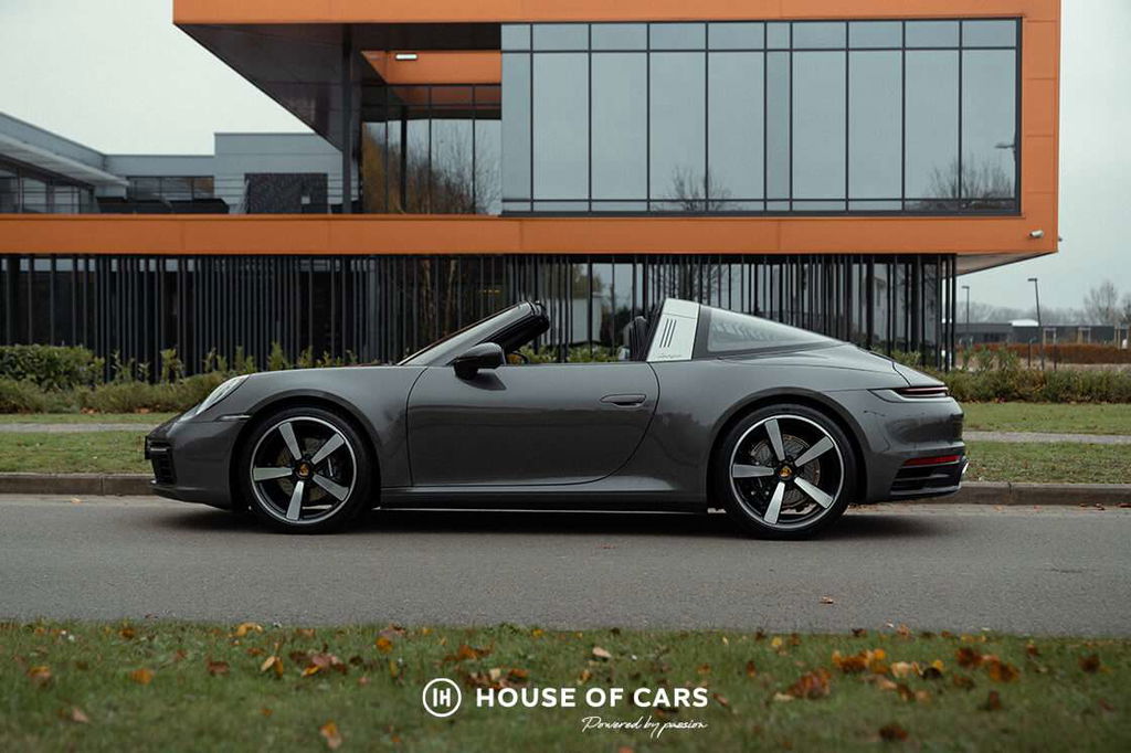 Porsche 992 Targa 4