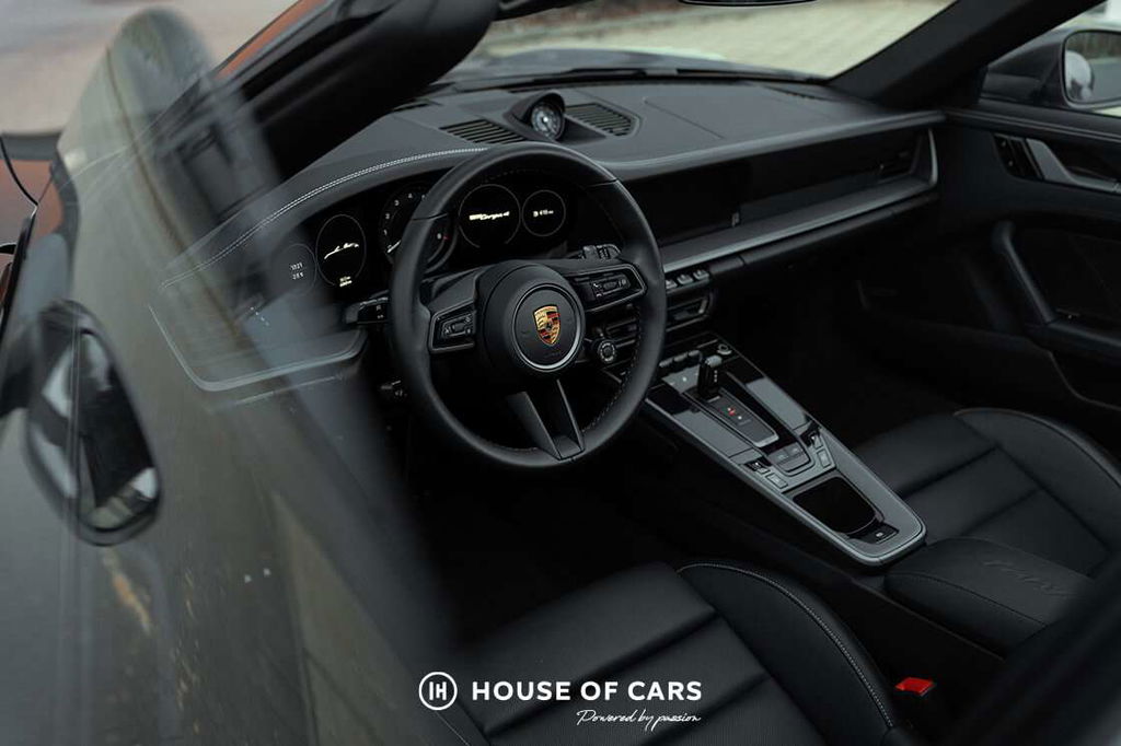 Porsche 992 Targa 4