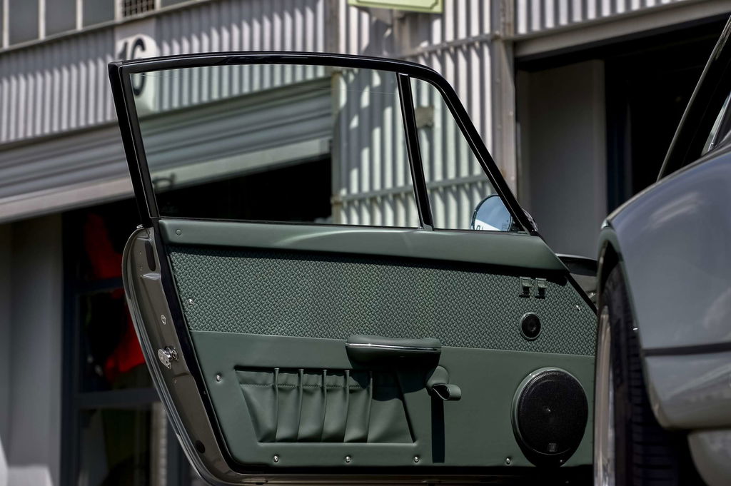 Porsche 911 Backdate