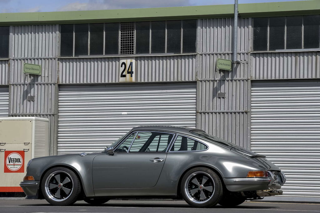 Porsche 911 Backdate