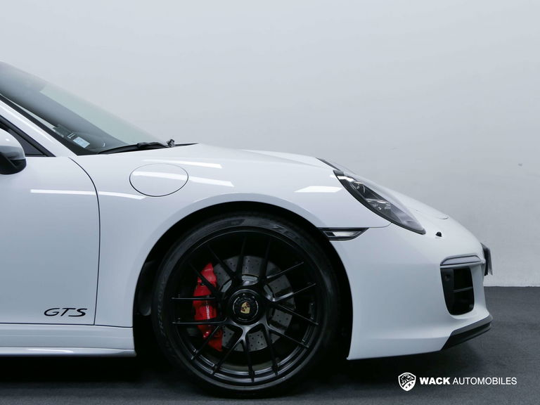 Porsche 991.2 Carrera GTS