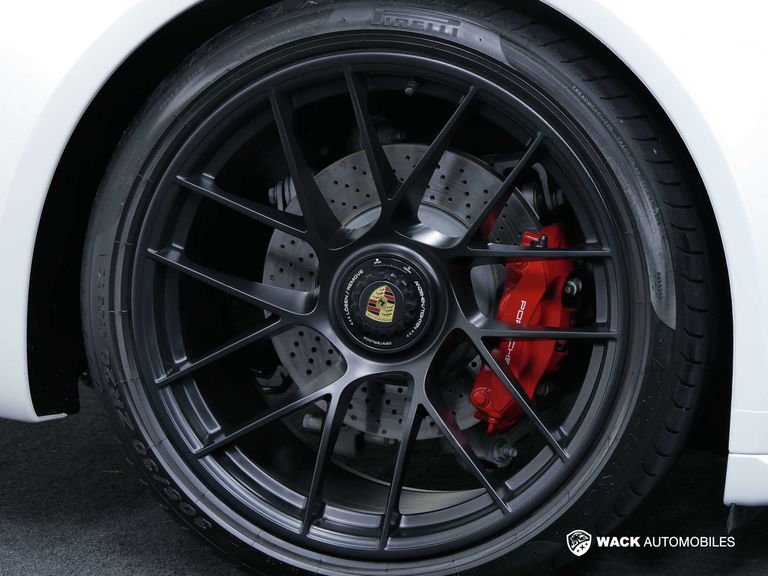 Porsche 991.2 Carrera GTS