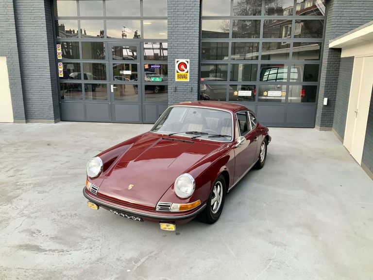 Porsche 911 E