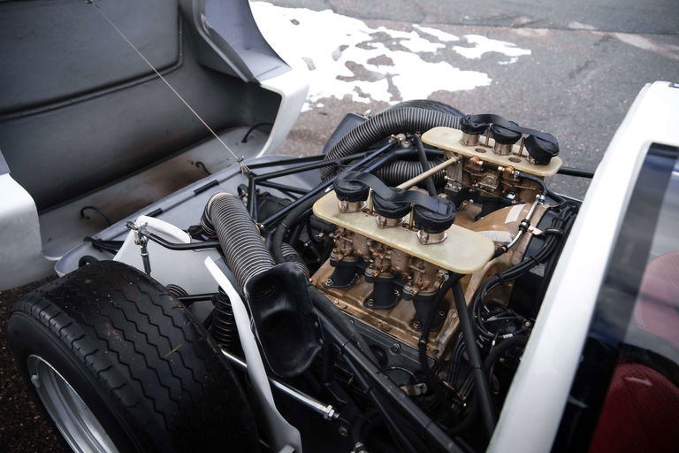 Porsche 906 Carrera 6