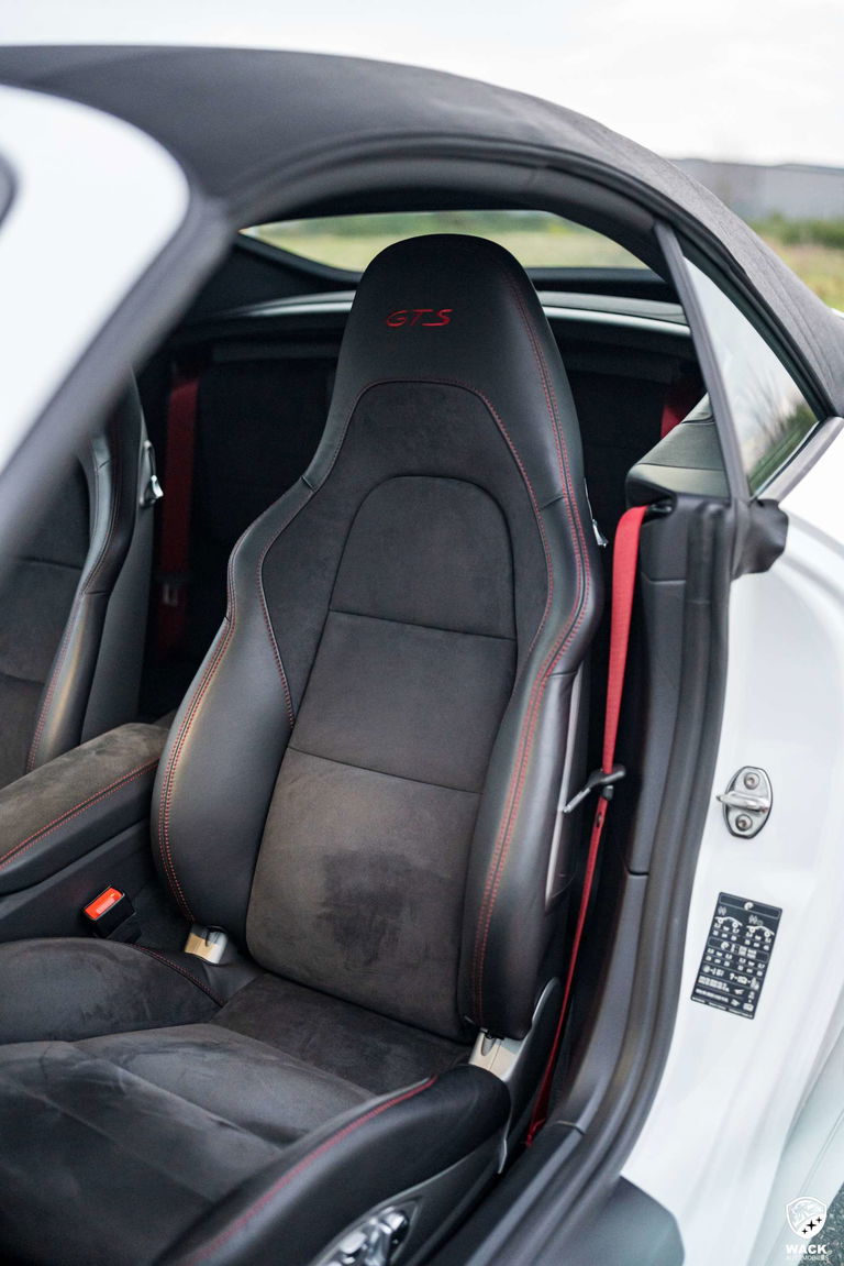 Porsche 991.2 Carrera GTS