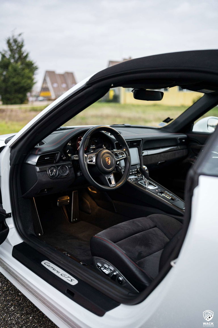 Porsche 991.2 Carrera GTS