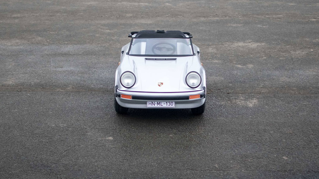 Porsche 911 Junior