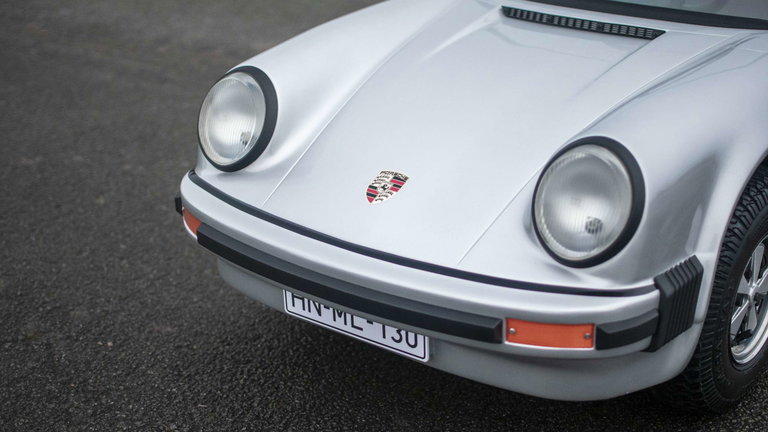 Porsche 911 Junior