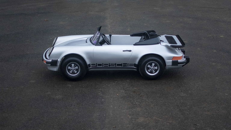 Porsche 911 Junior