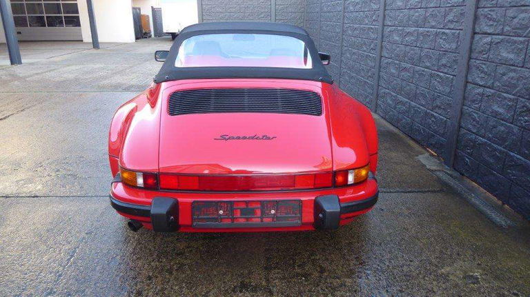 Porsche 911 Carrera 3.2 Speedster (US)