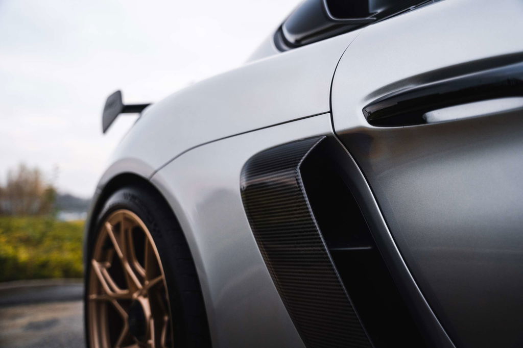 Porsche 718 Cayman GT4 RS