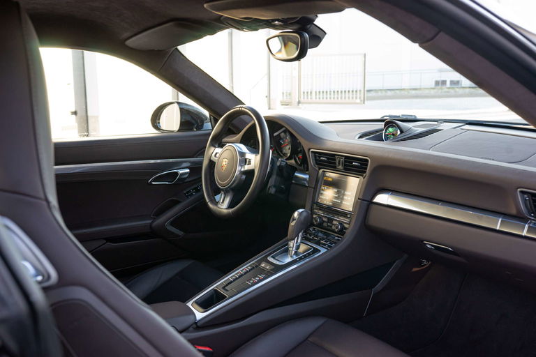 Porsche 991 Carrera 4S