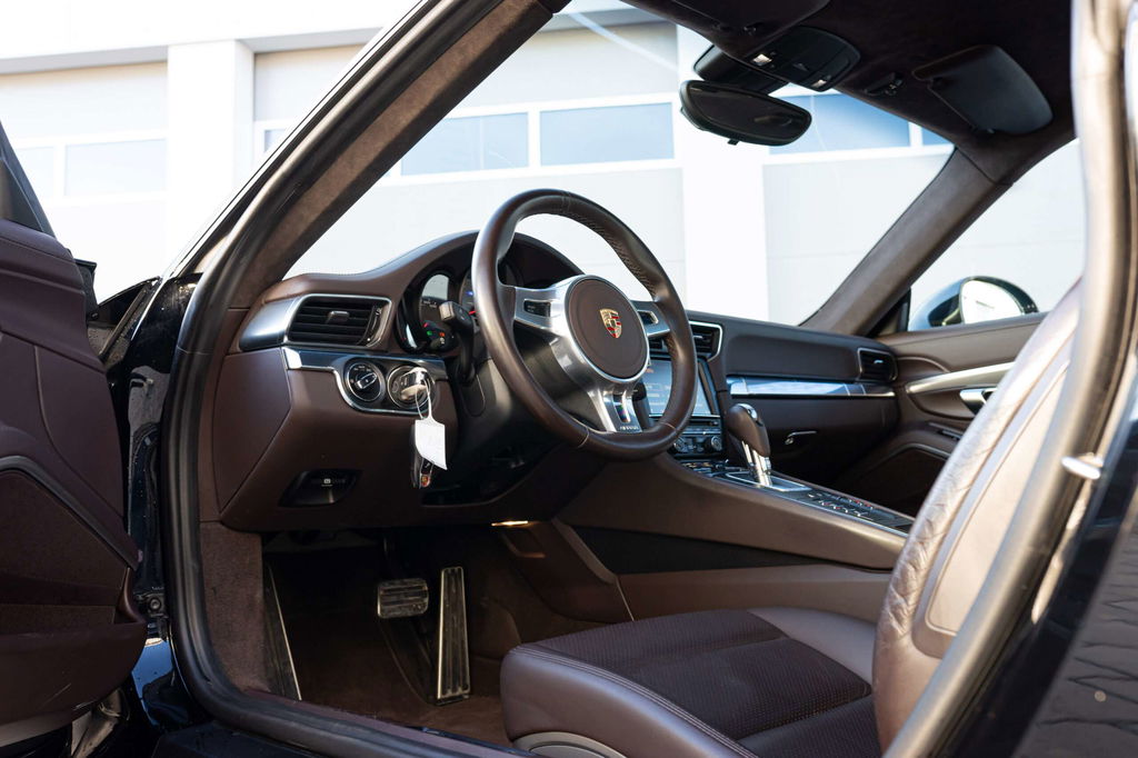Porsche 991 Carrera 4S