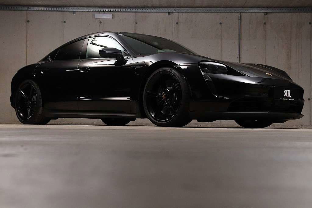 Porsche Taycan 4S