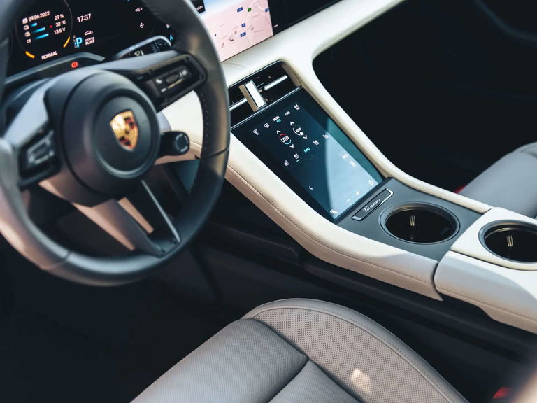 Porsche Taycan Sport Turismo