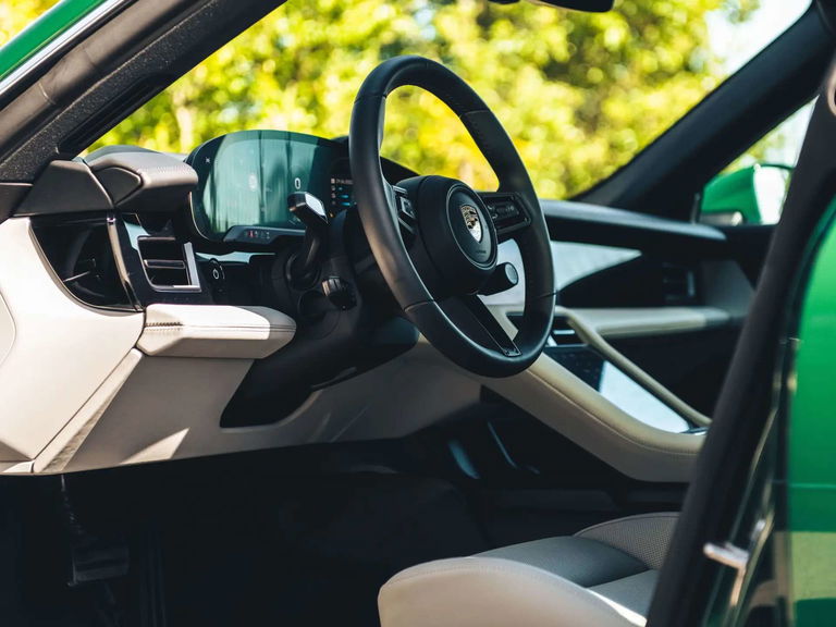 Porsche Taycan Sport Turismo