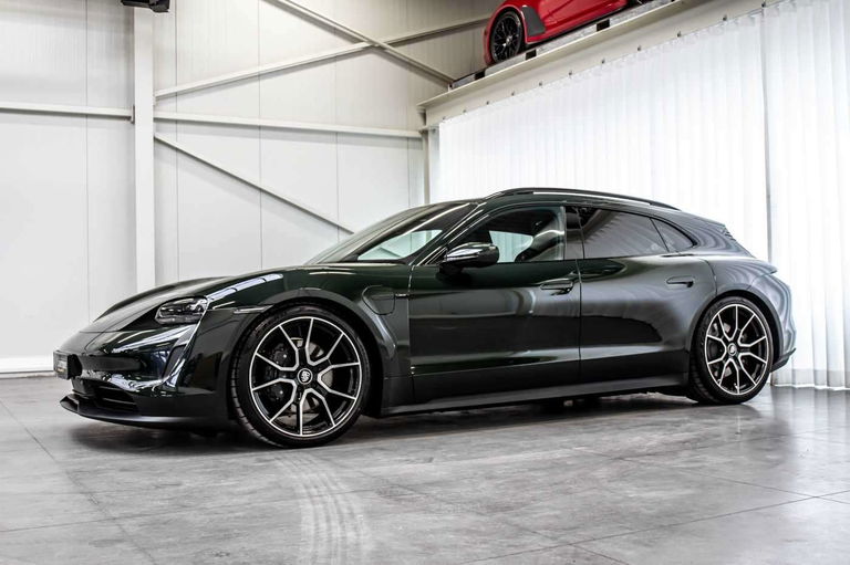 Porsche Taycan Sport Turismo