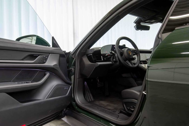 Porsche Taycan Sport Turismo