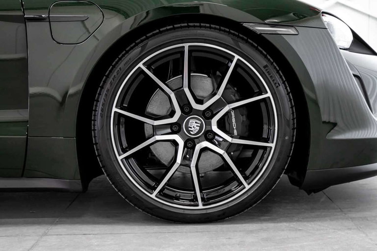 Porsche Taycan Sport Turismo