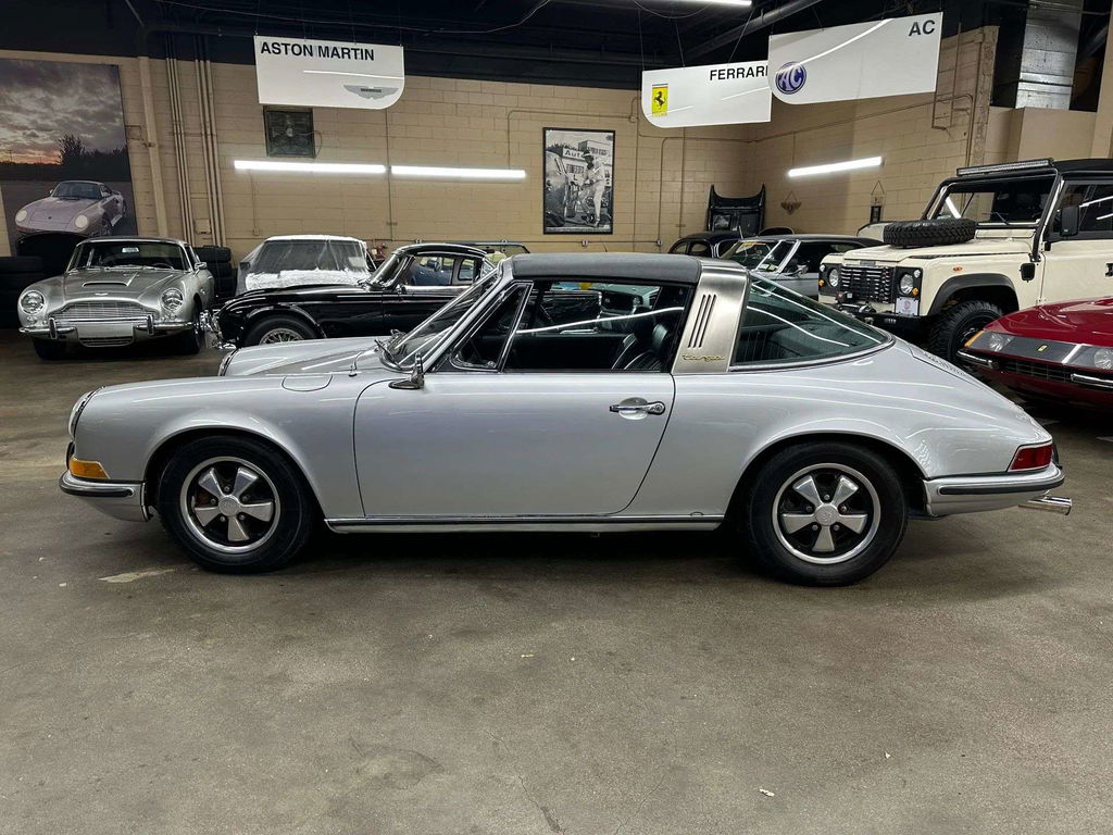 Porsche 911 E