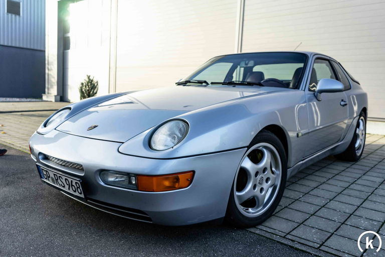 Porsche 968
