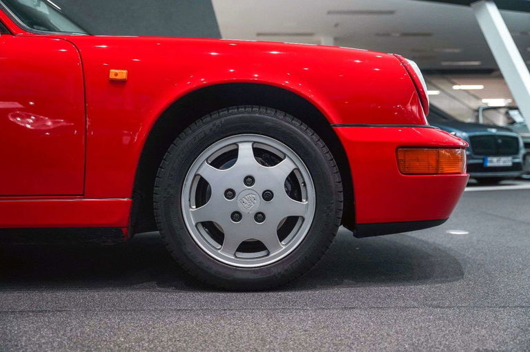 Porsche 964 Carrera 4