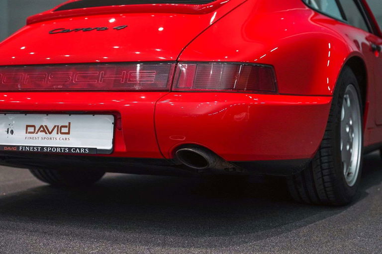 Porsche 964 Carrera 4