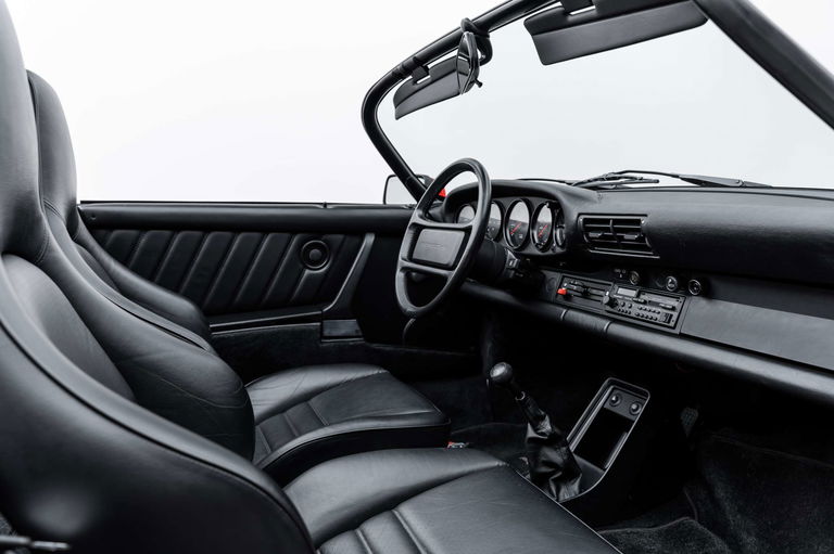 Porsche 911 Carrera 3.2 Speedster