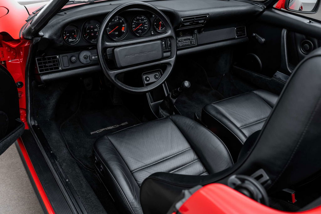 Porsche 911 Carrera 3.2 Speedster