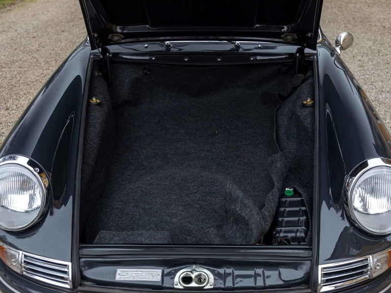 Porsche 911 S (F-Modell)