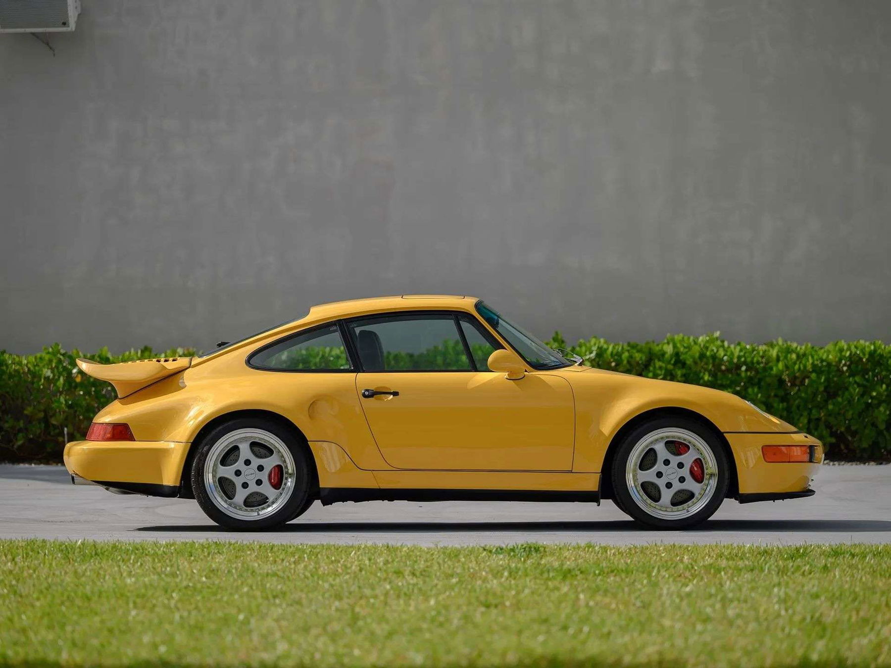 Porsche 964 Turbo S 1994 - elferspot.com - Marketplace for Porsche