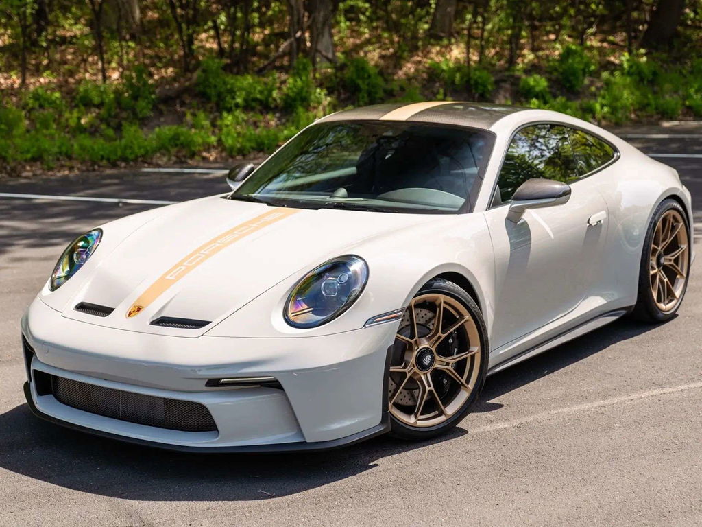 Porsche 992 GT3 Touring