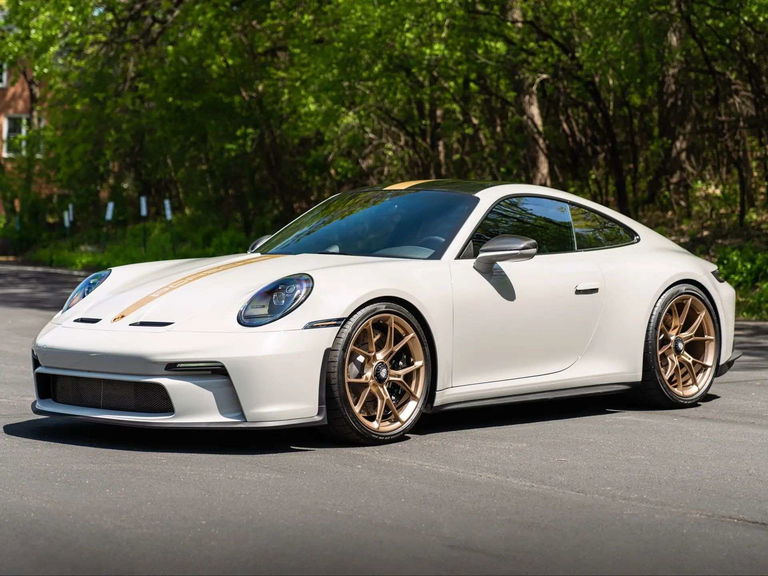 Porsche 992 GT3 Touring