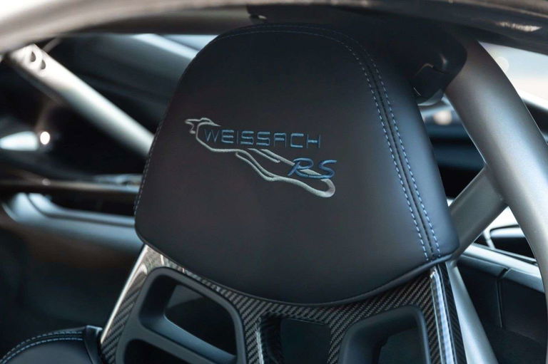 Porsche 718 Cayman GT4 RS