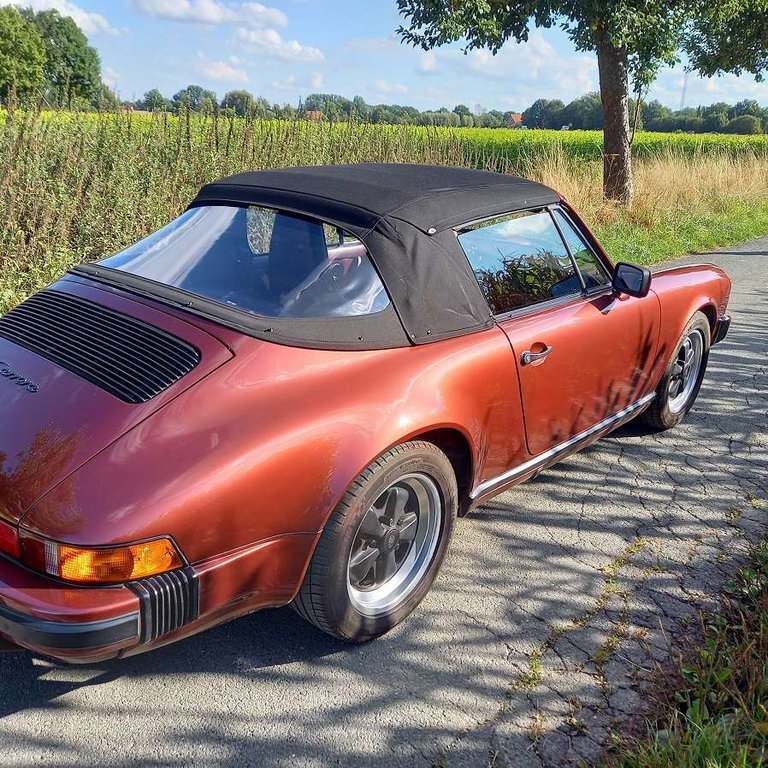 Porsche 911 Carrera 3.2