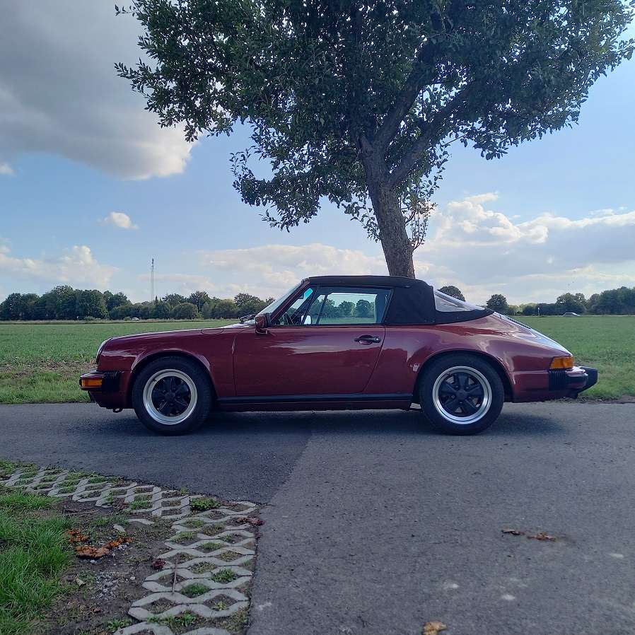 Porsche 911 Carrera 3.2