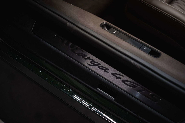 Porsche 992 Targa 4 GTS