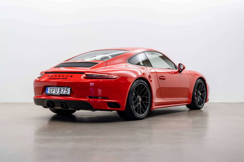 Porsche 991.2 Carrera GTS