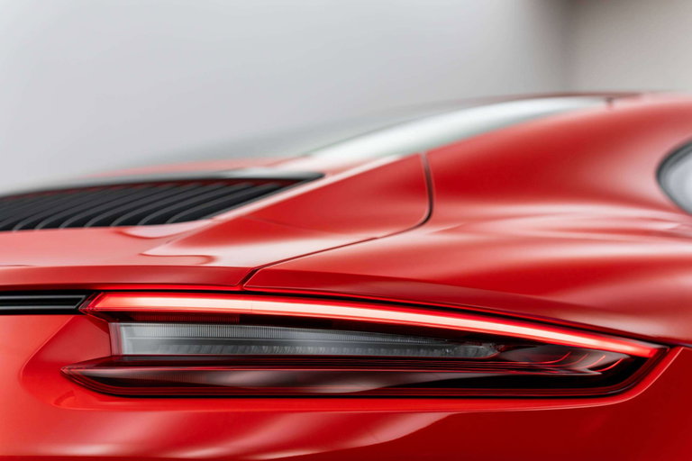 Porsche 991.2 Carrera GTS