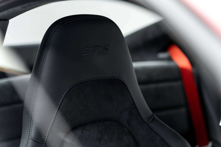 Porsche 991.2 Carrera GTS