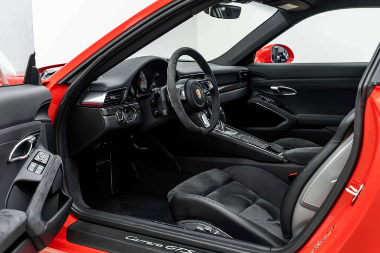 Porsche 991.2 Carrera GTS