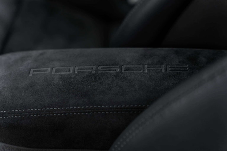 Porsche 991.2 Carrera GTS