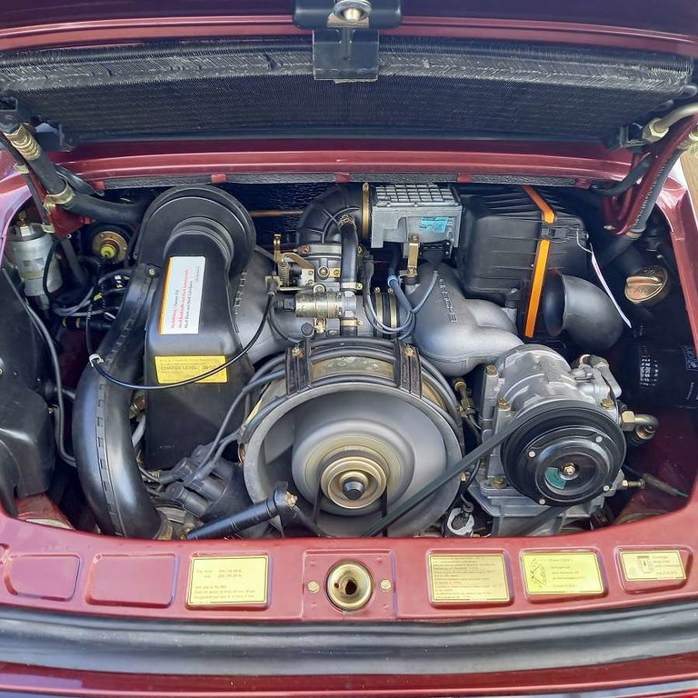 Porsche 911 Carrera 3.2