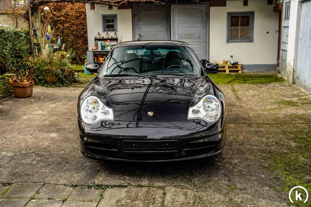 Porsche 996 Carrera
