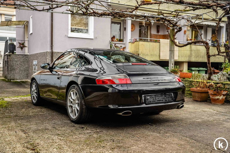Porsche 996 Carrera
