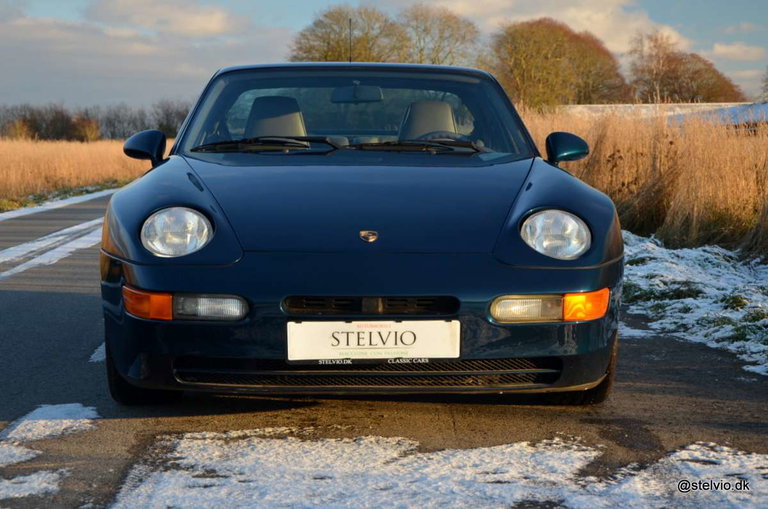 Porsche 968