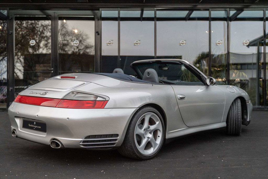 Porsche 996 Carrera 4S