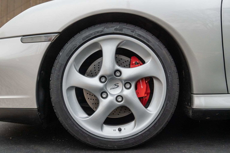 Porsche 996 Carrera 4S