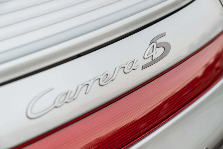 Porsche 996 Carrera 4S