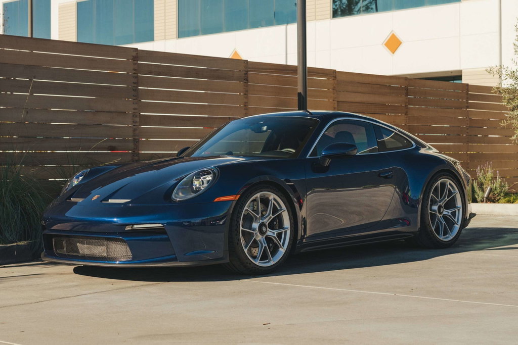 Porsche 992 GT3 Touring